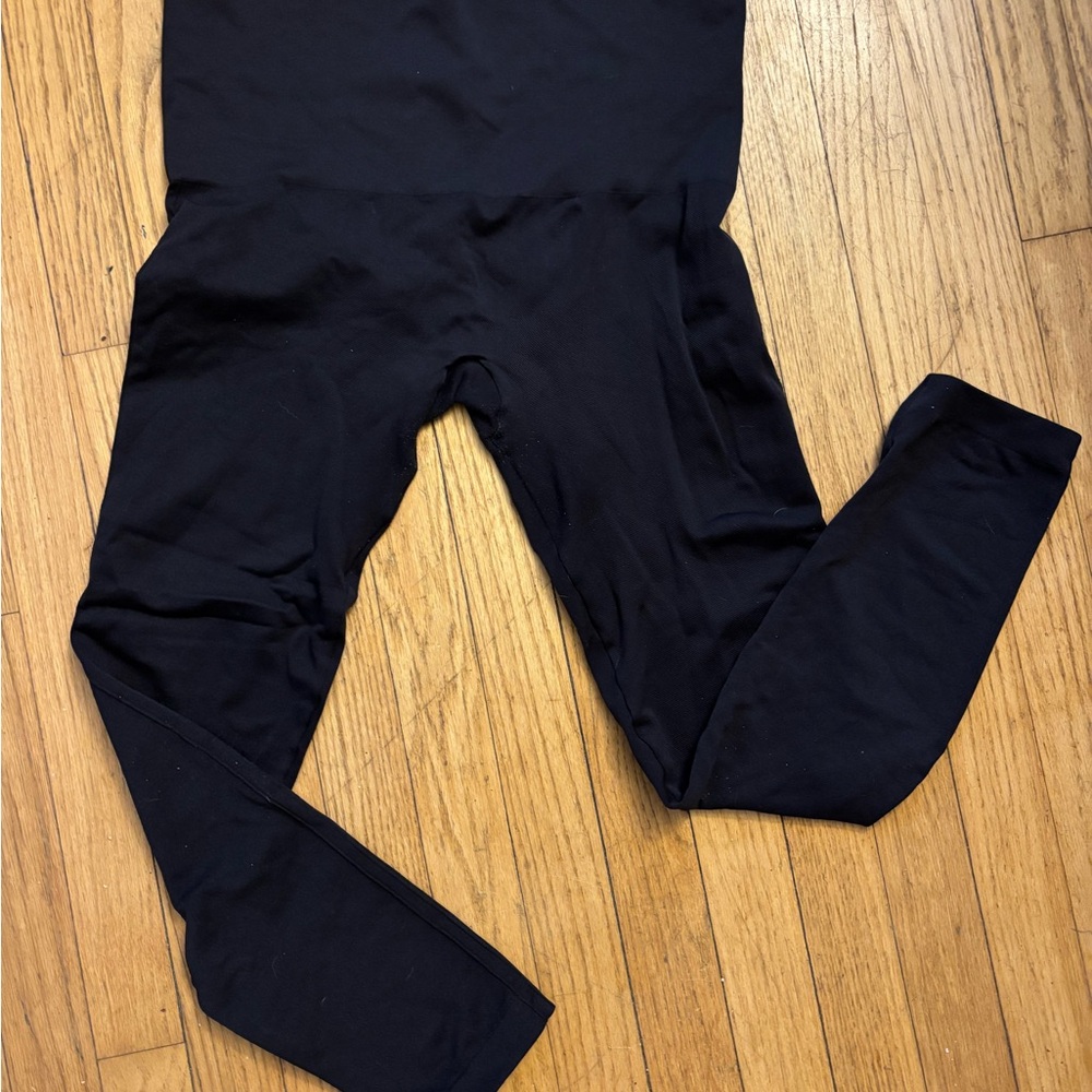 SPANX Black Leggings size 1x